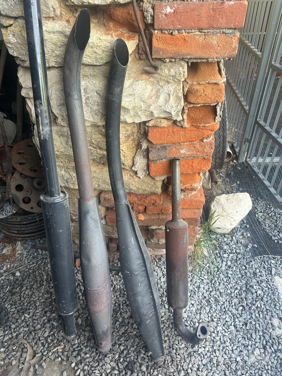 Prodám výfuky na zetor.