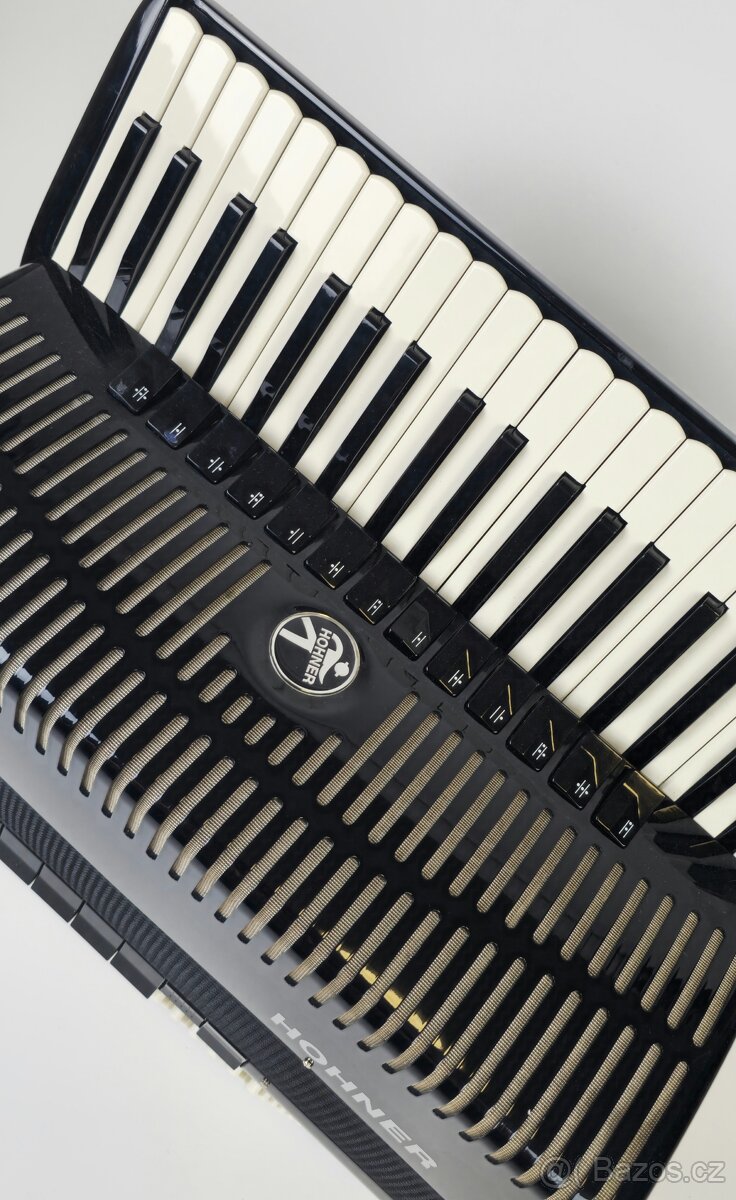 akordeon Hohner Ventura IV ,4 hlas v stave noveho nastroj