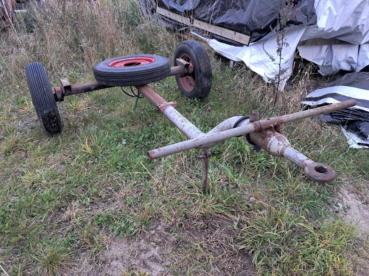 Podvozek , náprava 1,5t