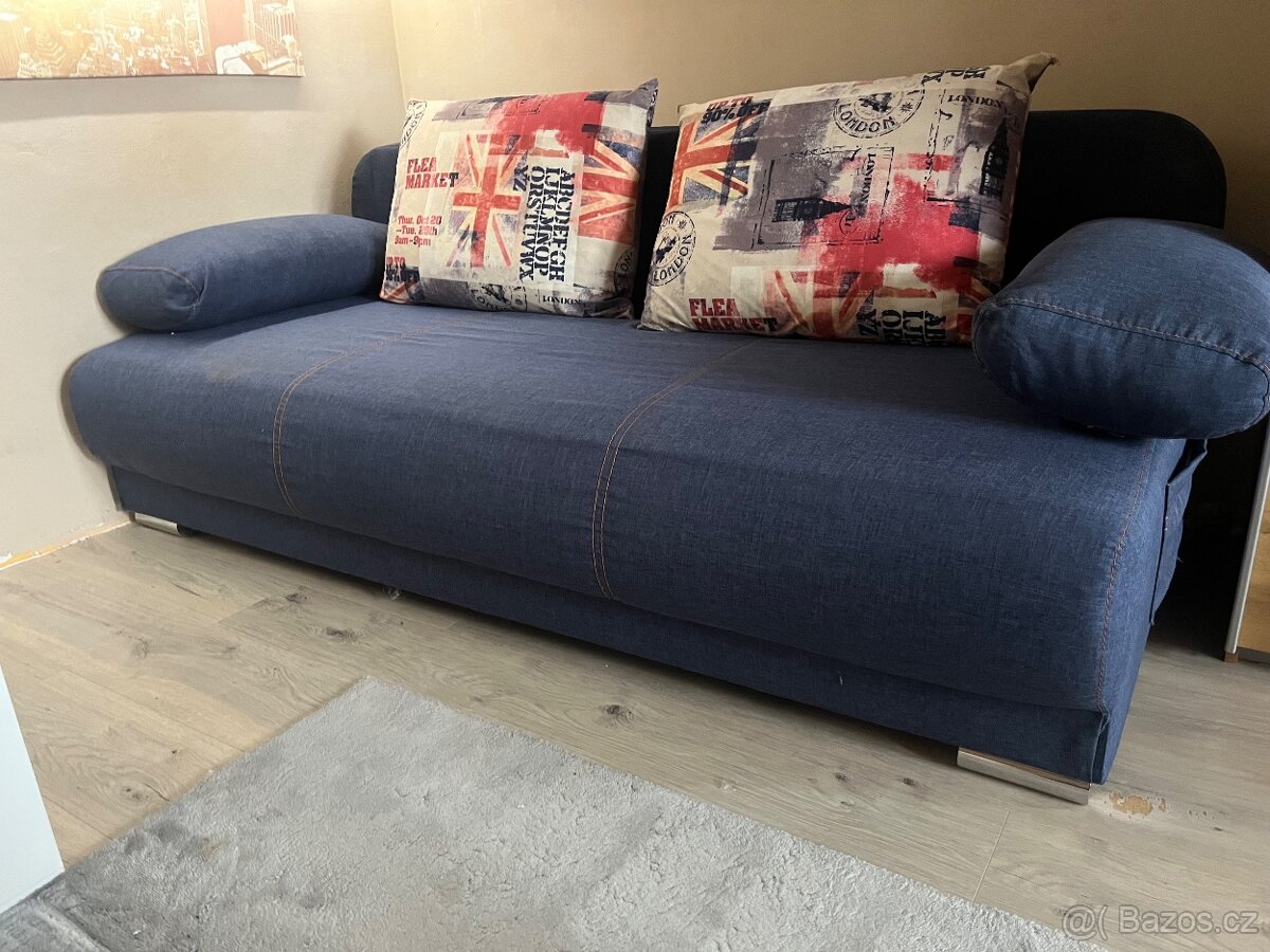 Rozkládací sedací souprava s úložným prostorem