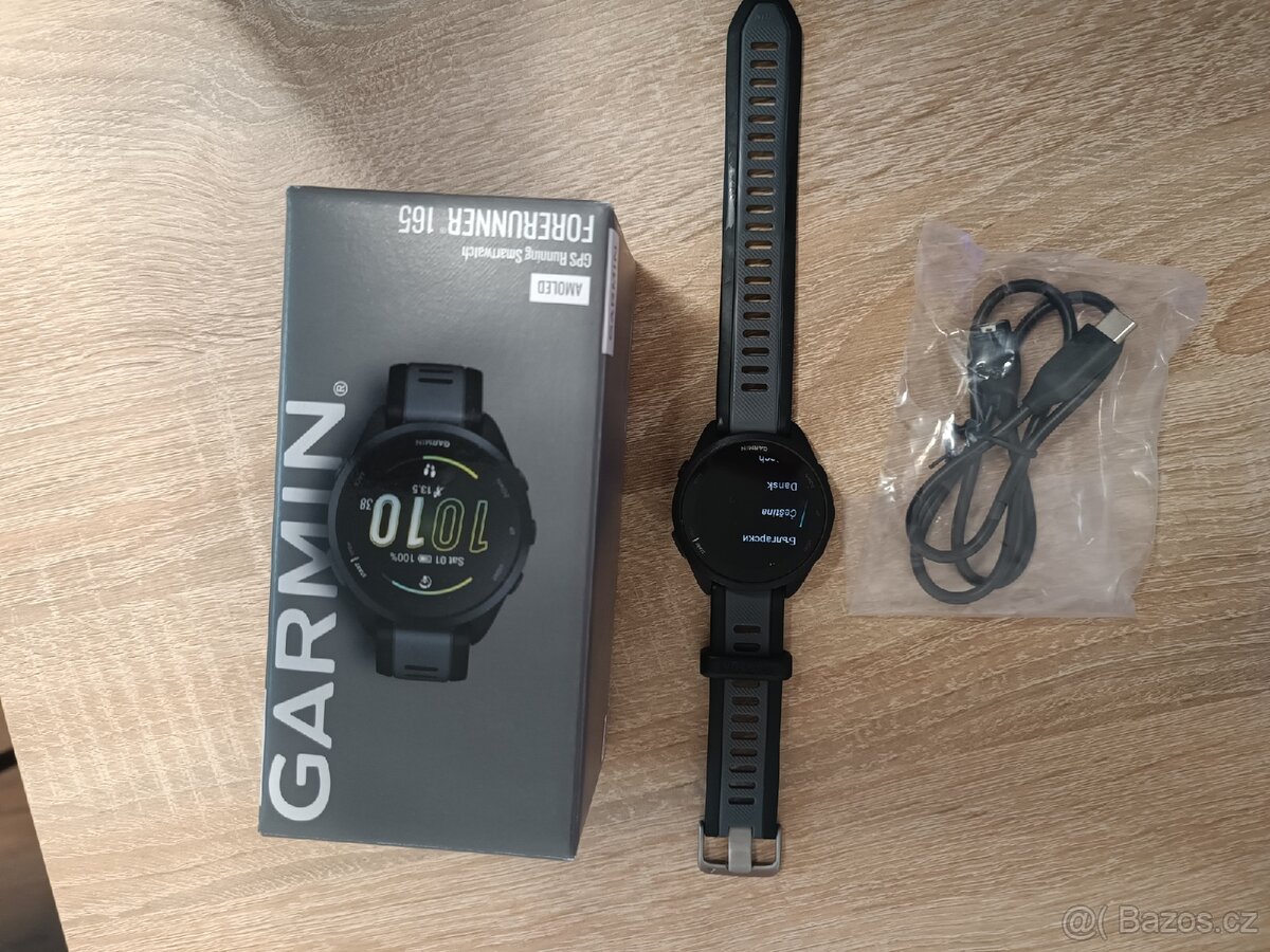 Hodinky Garmin Forerunner 165