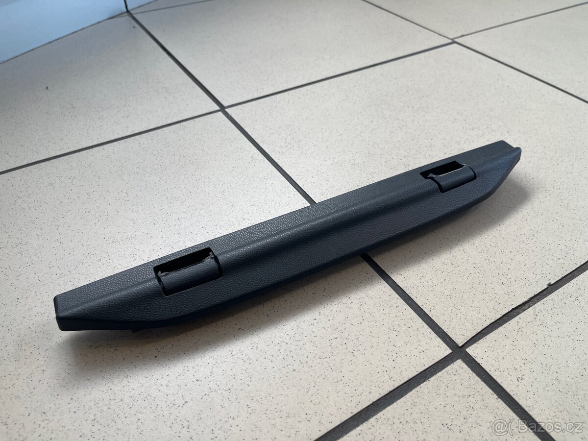 drzak vetrne clony - mazda mx5 NC