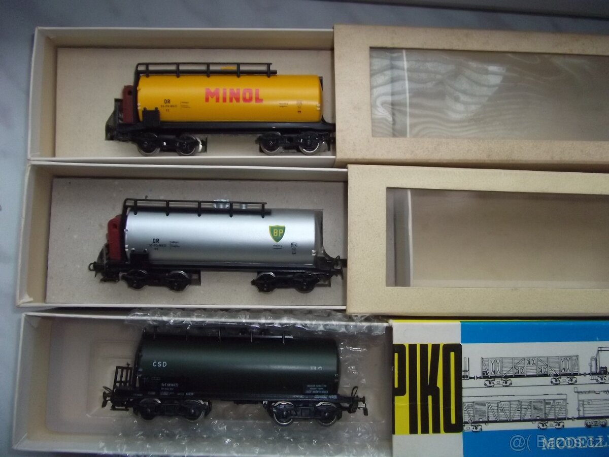 Vagony Piko vláčky H0 nákladní