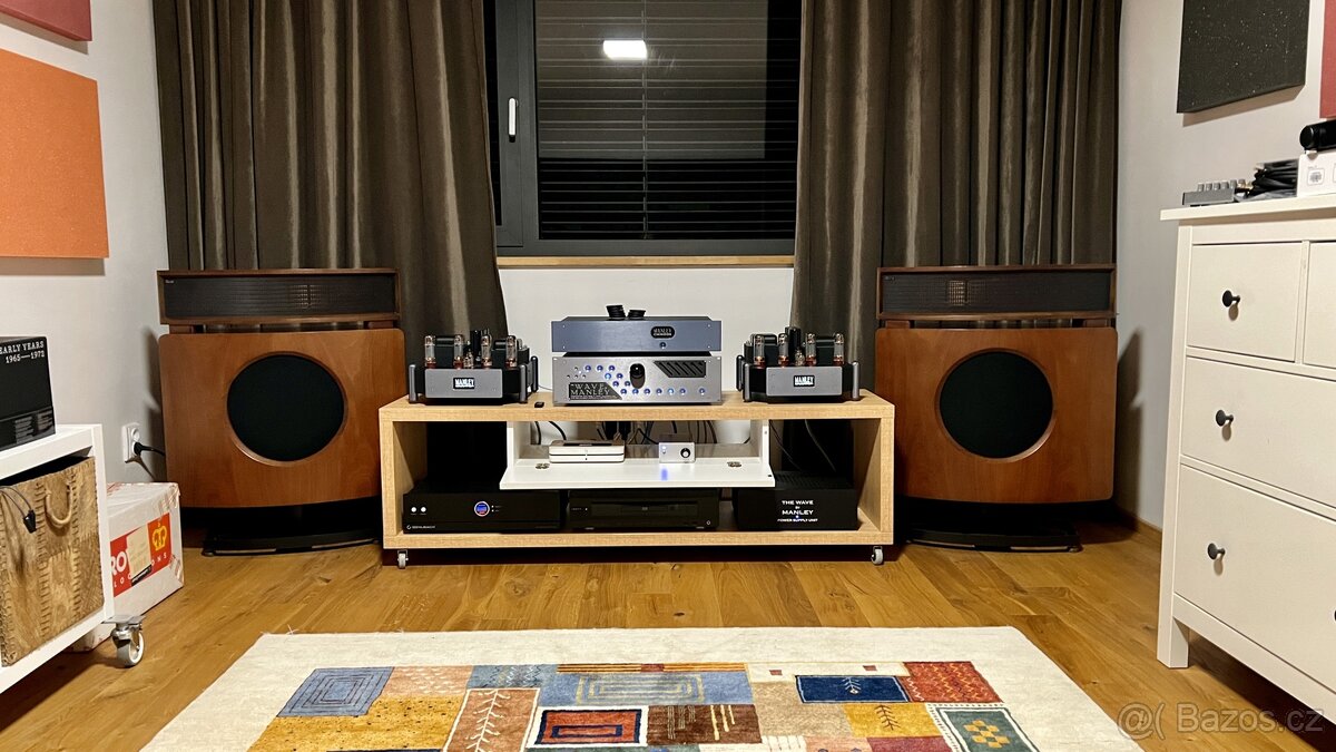 B&W DM70 Continental