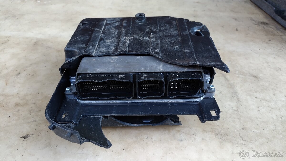 Řídicí jednotka Volvo XC90 II 32313937