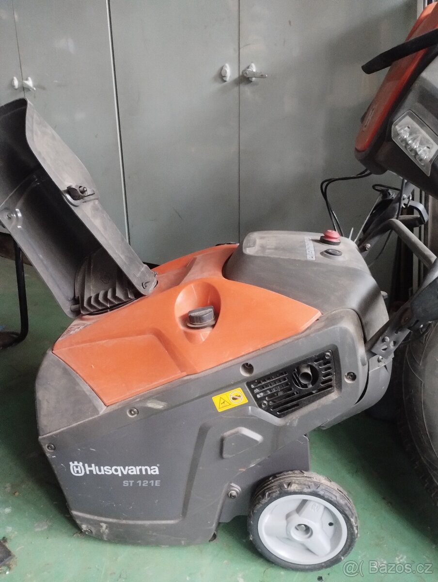 Prodam sněžnou frézu Husqvarna ST 121 E