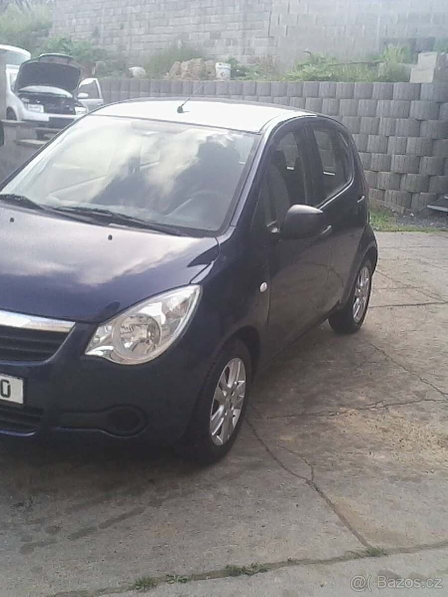 opel agila 1.0,48kw,r.v.1-2010,145000km.