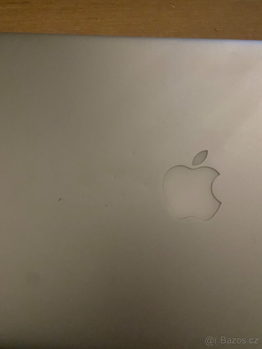 macbook pro 13 + apple mouse