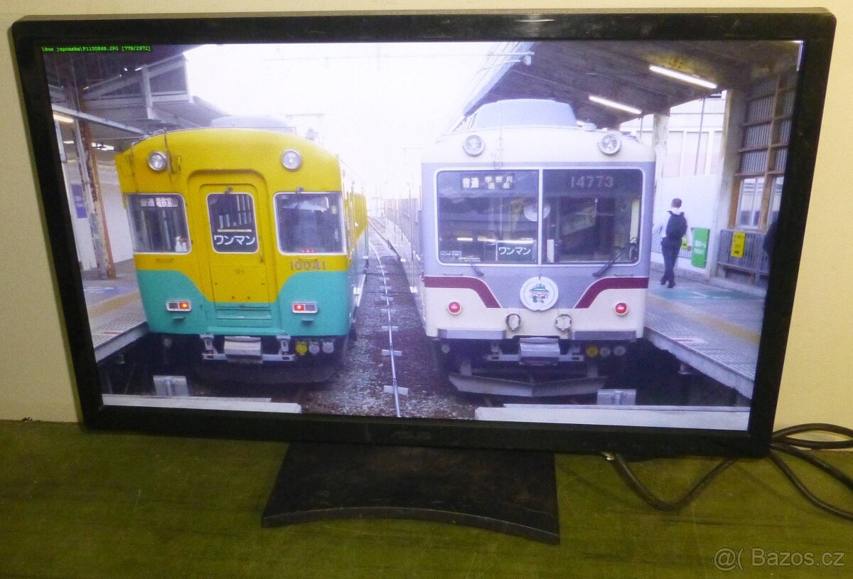 FullHD LCD monitor ASUS 22 palců