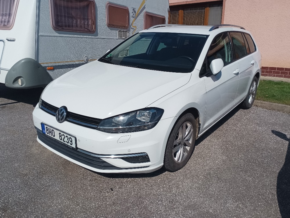 VW Golf 1.6 TDi 85kW BMT variant DSG -automat
