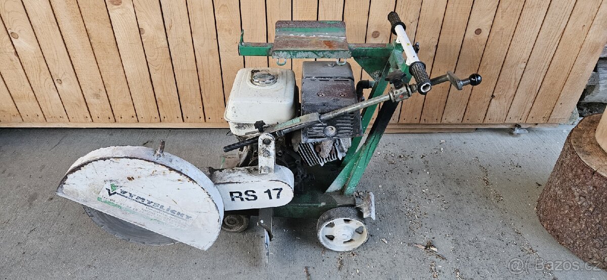 Řezač spár RS-17 distar