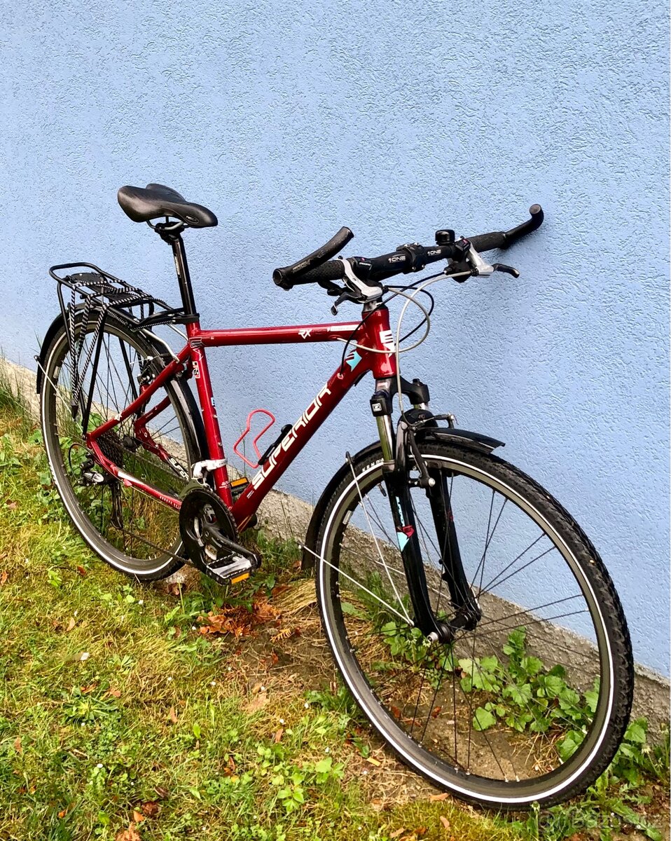 Trekingové kolo SUPERIOR 28”