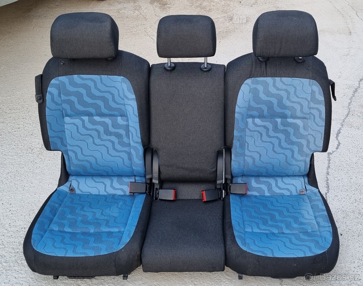 ŠKODA ROOMSTER SEDAČKY