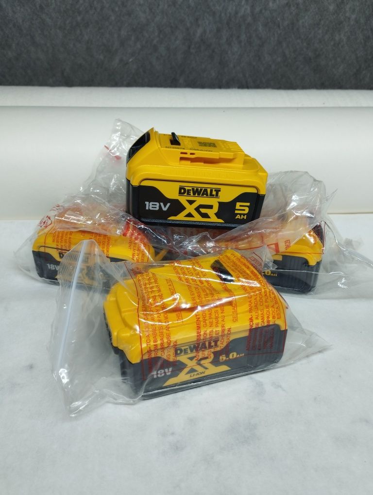 Nové Aku baterie DEWALT XR Li-Ion 18V 5Ah DCB184