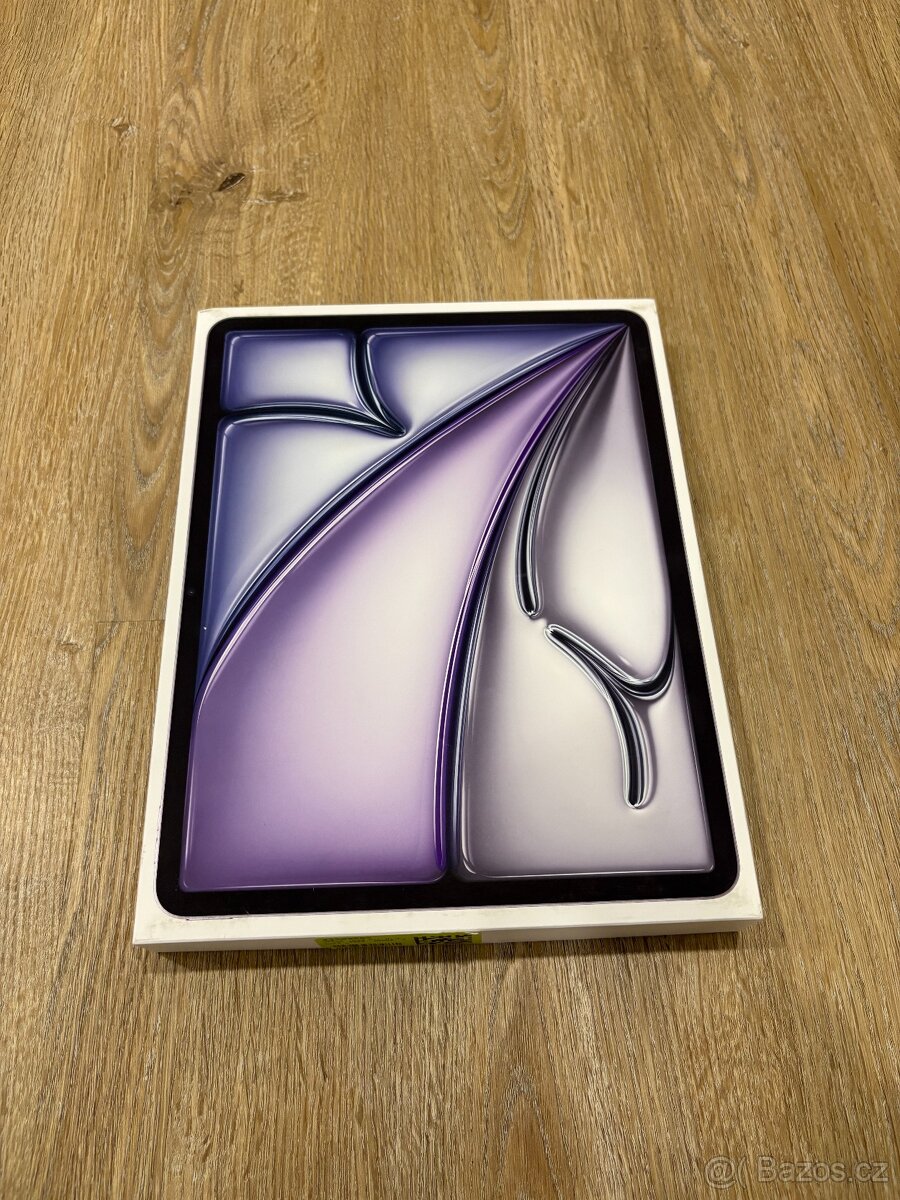 NErozbalený Apple iPad Air 13" 8 GB / 256 GB vesmírně šedý