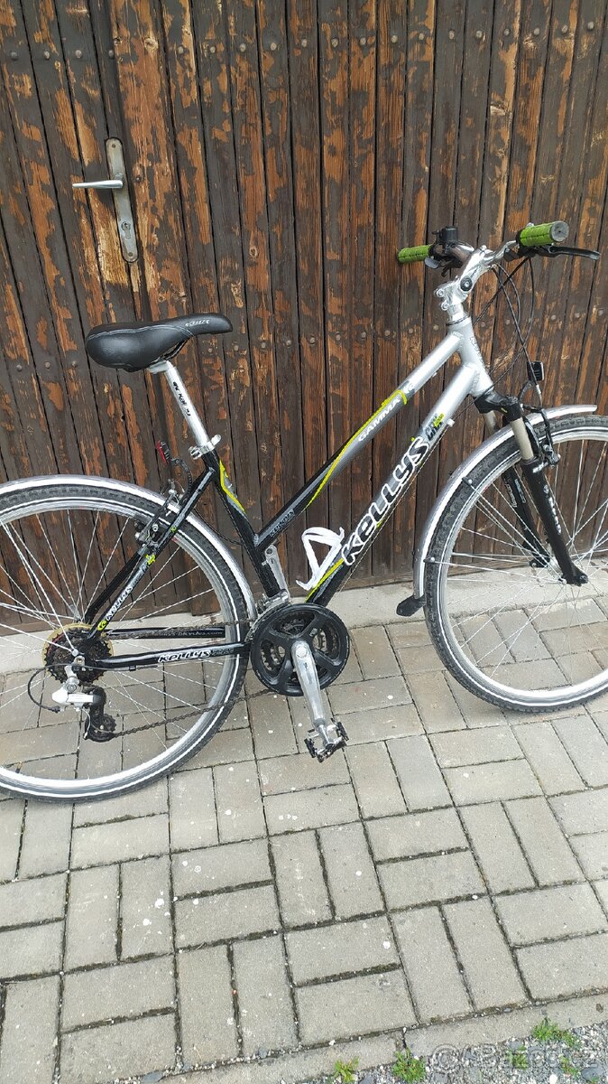 Dámské trekingové kolo Kellys