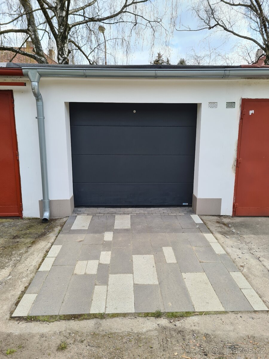 Pronájem Garáže Chrudim - Víta Nejedlého