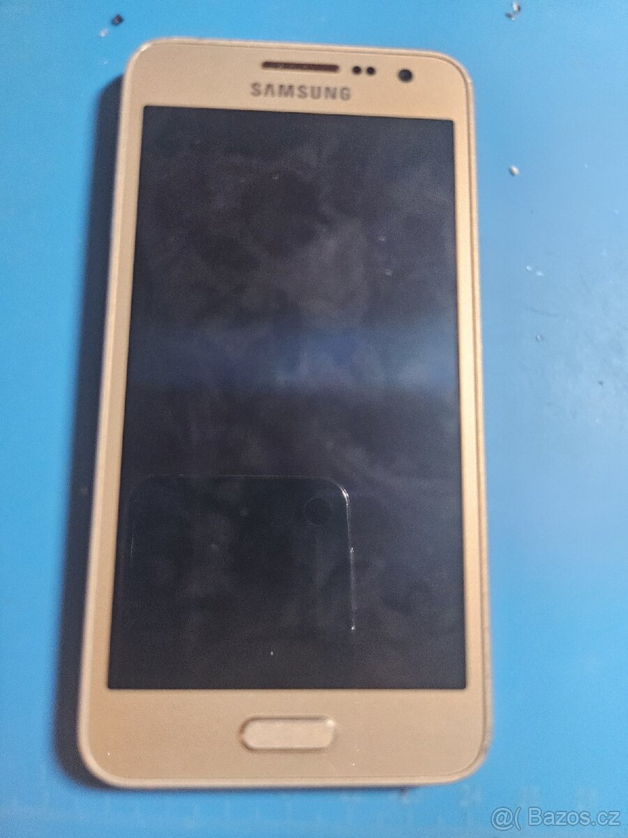 REZERVACE. Samsung Galaxy A3