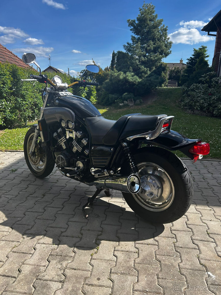 Yamaha V-MAX 1200
