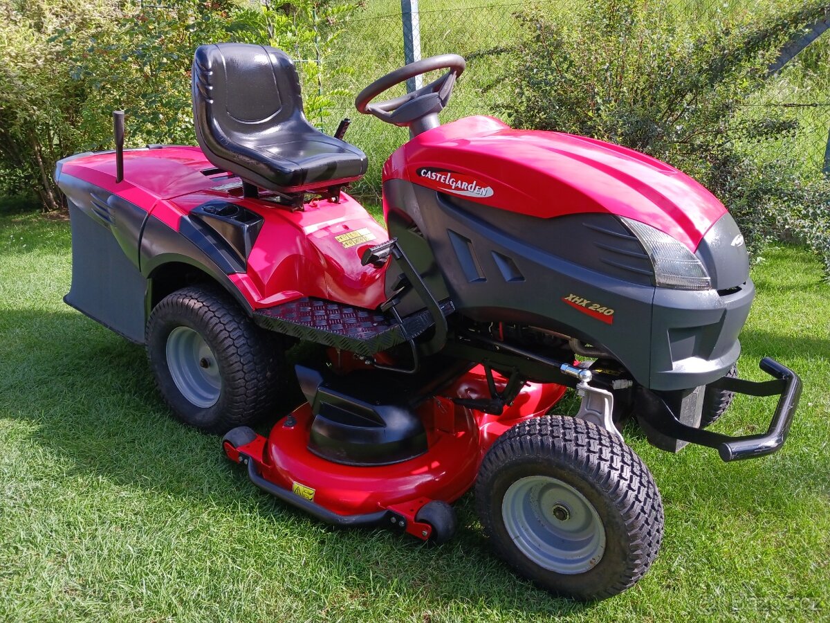 Zahradní traktor Castel garden XHX 240