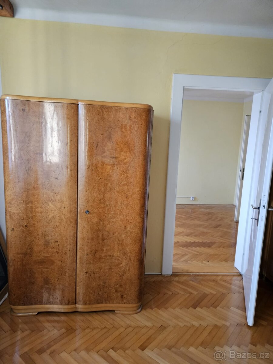 prodej ložnicového nábytku