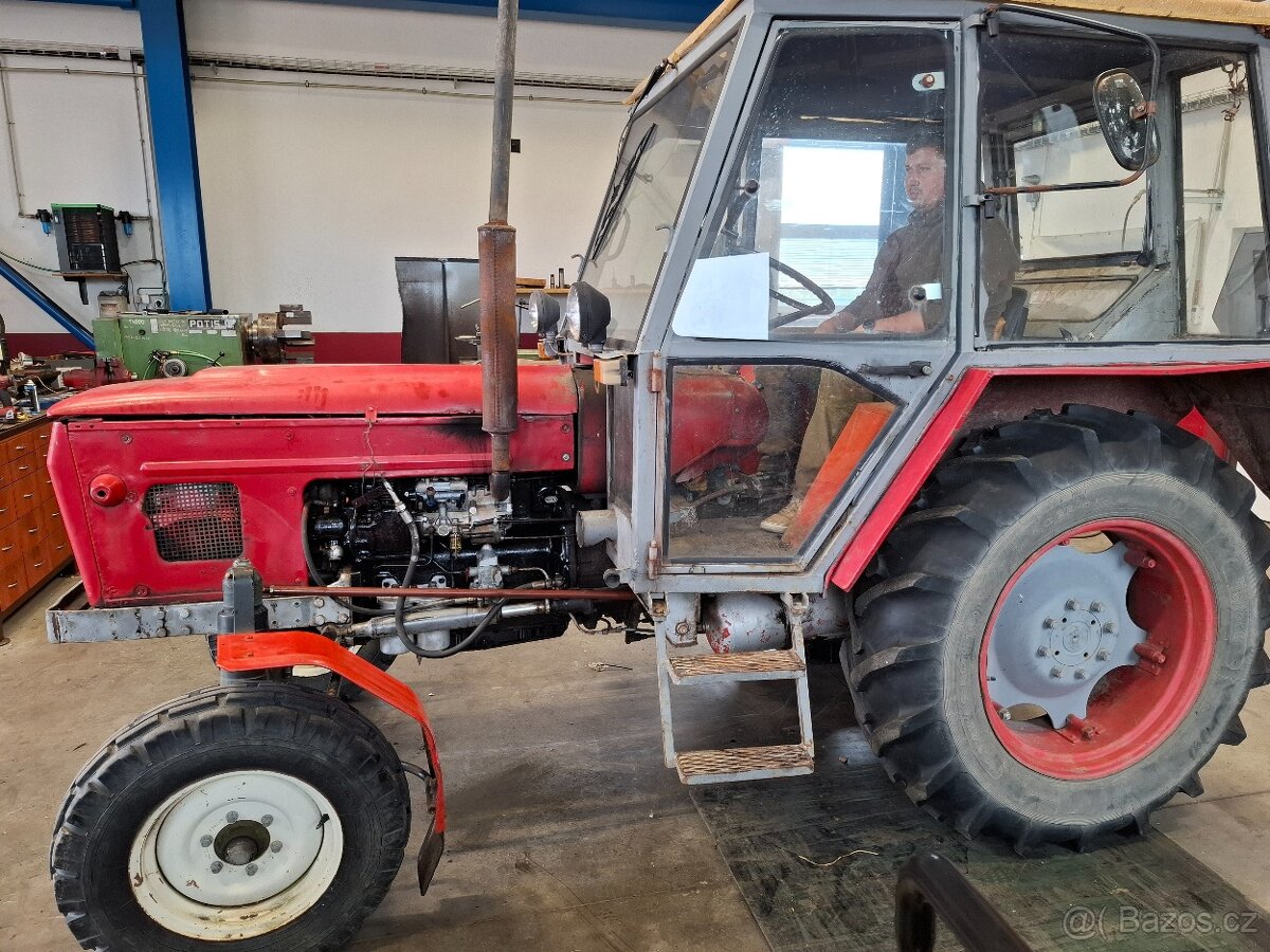 Zetor 6911