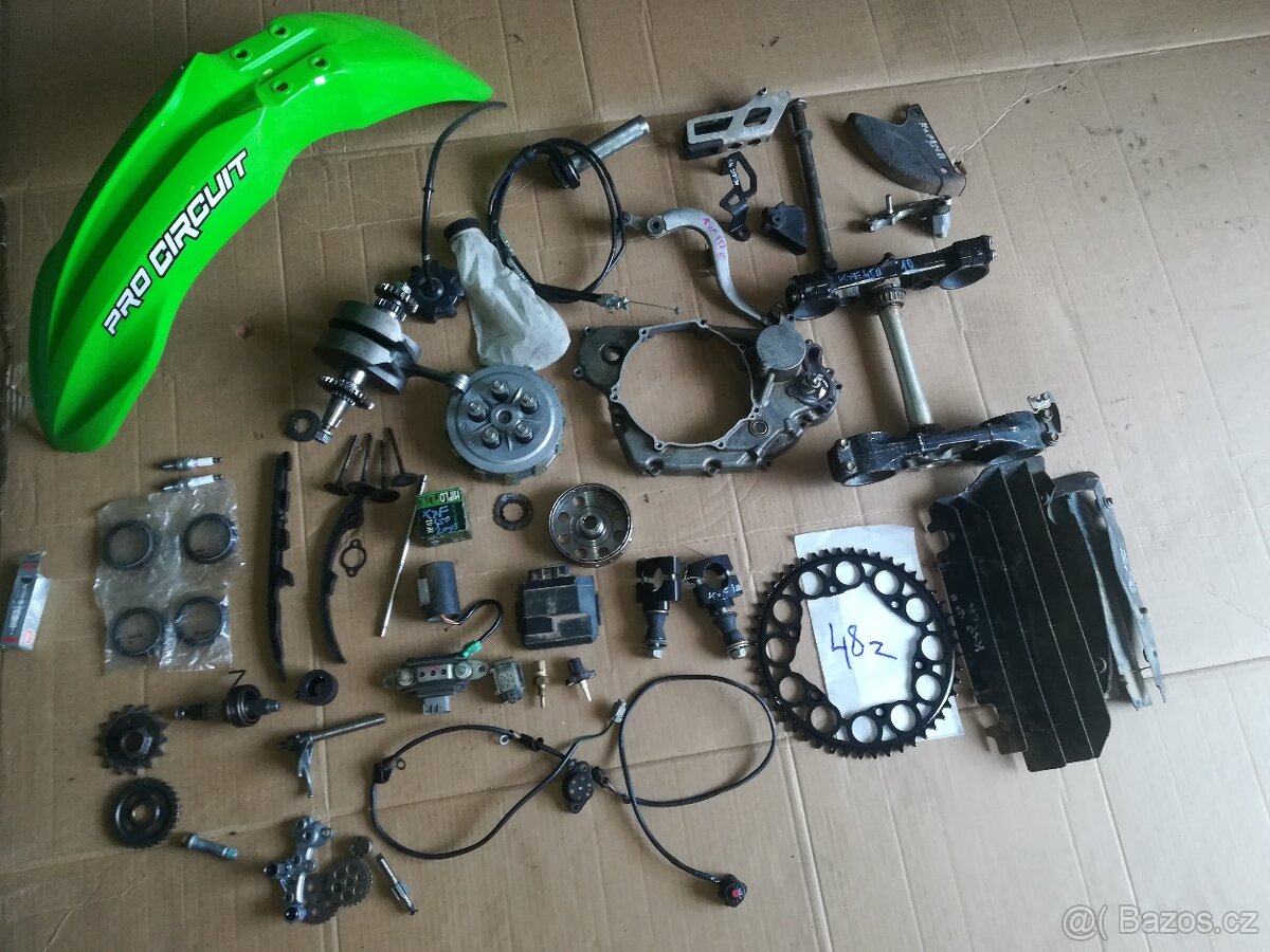 Kawasaki kx-f 450 2010 motocross dily na foto
