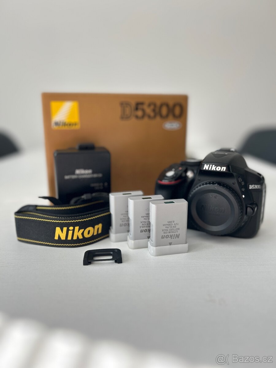 Nikon D5300 - tělo, digitální zrcadlovka