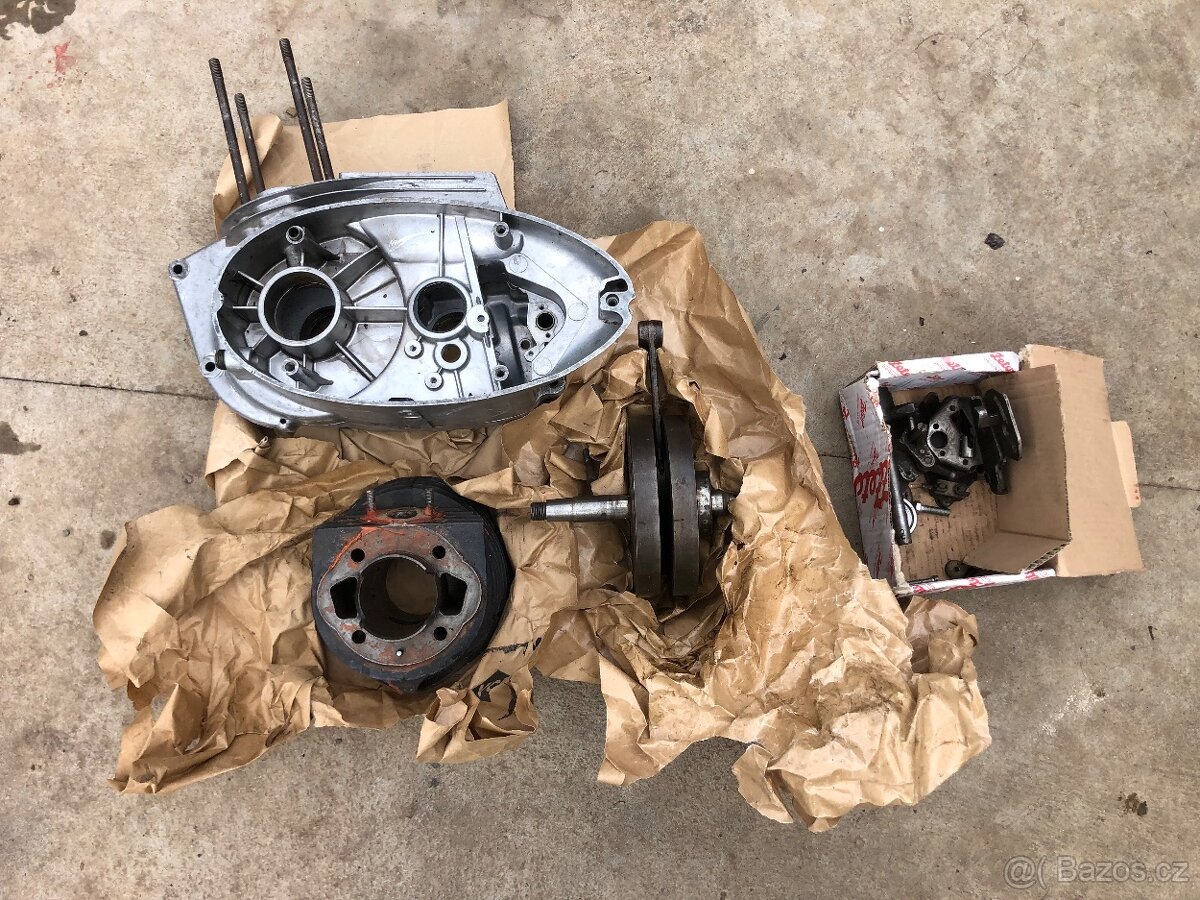 Prodám rozebraný motor na Jawa 250/559