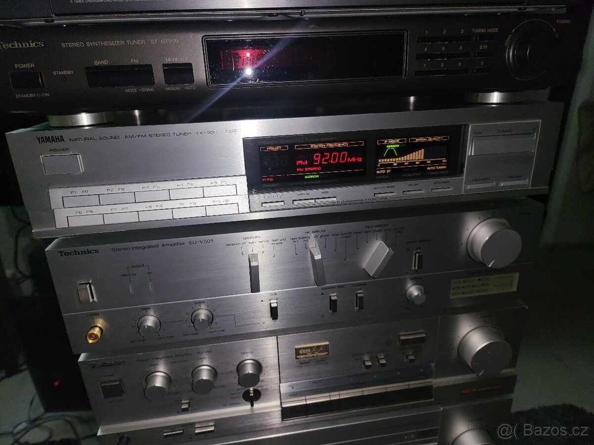 Prodám Tuner Yamaha - TX500, Vysoký model, NARROW, má mnoho