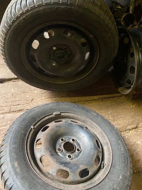 Pneu plecháče 195/65 r15