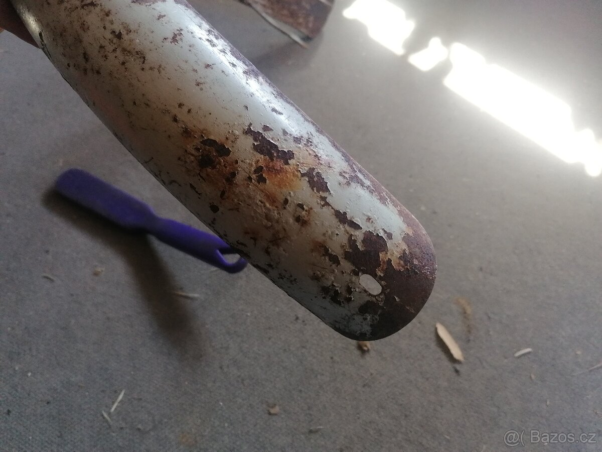 Zadný blatník na Stadion s11