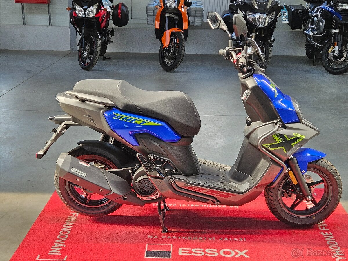 Keeway Fact X 125 nový skútr - AKCE