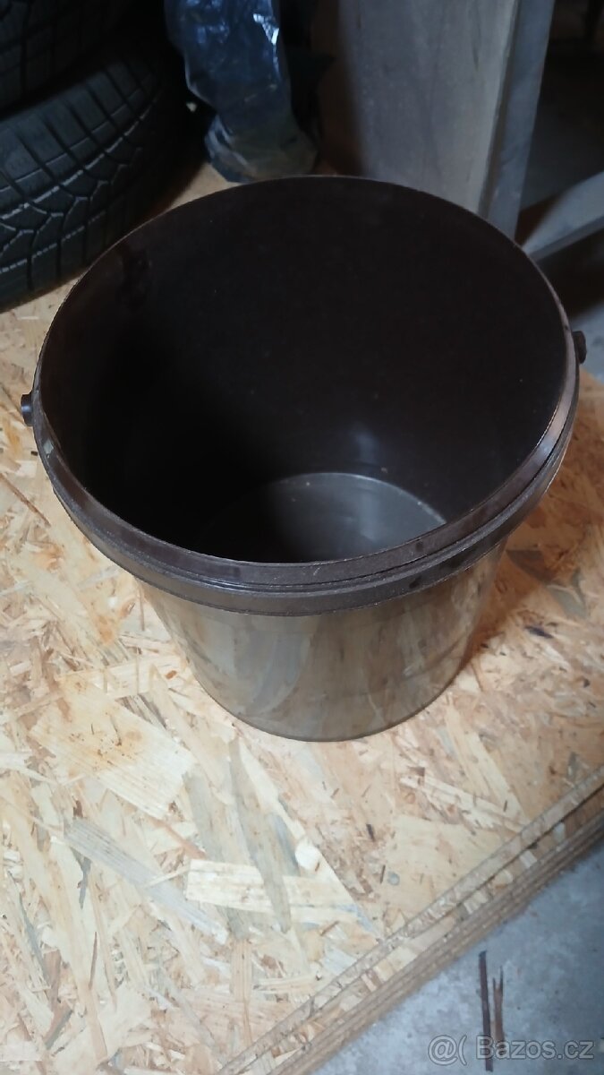 Plastové kýble 10 l