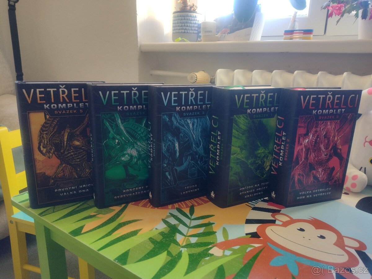 Série knih Vetřelci - 5 knih
