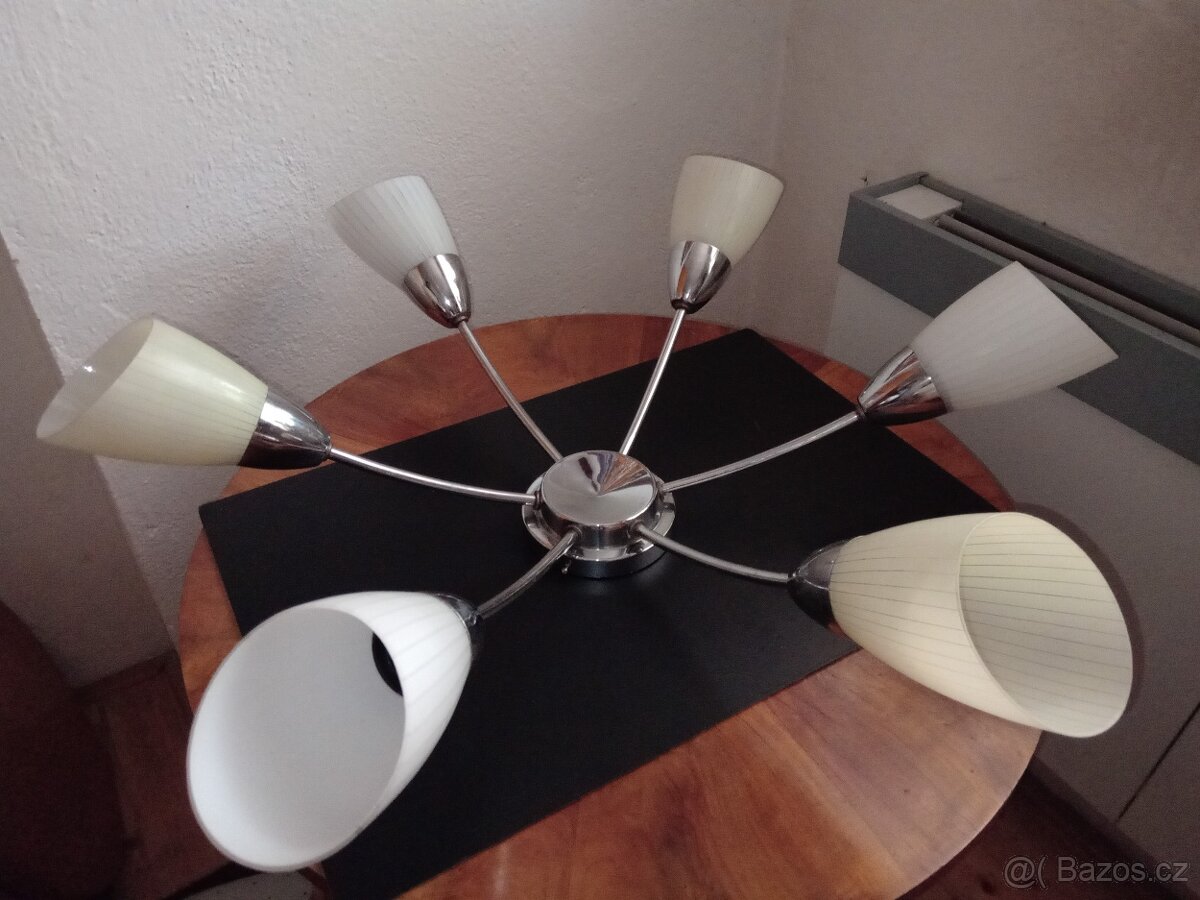 Lustr funkcionalistický