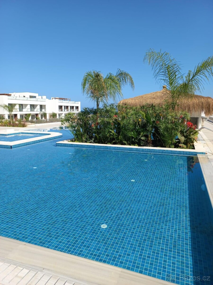 Apartmán na Kypru v luxusním eco wellness resortu