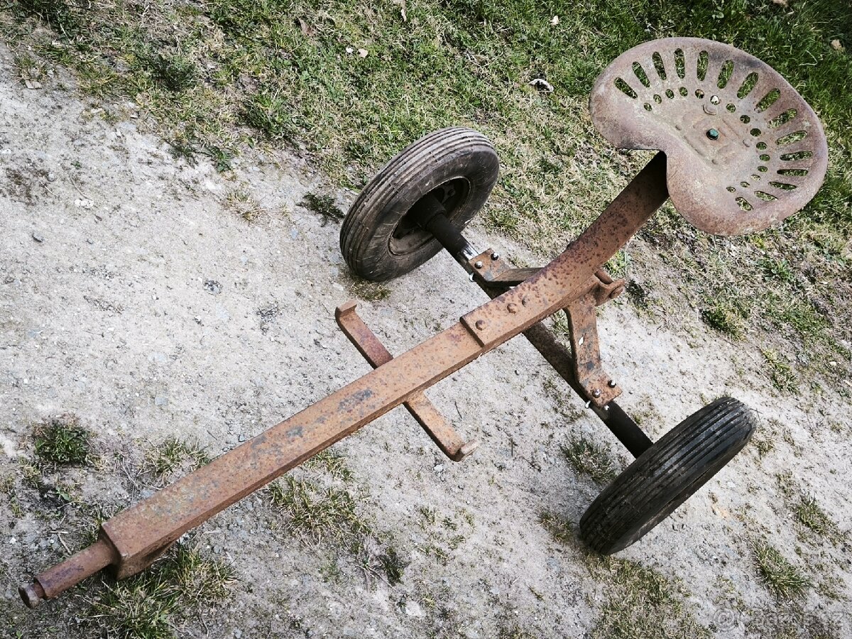 Pomocný podvozek pro PF 62