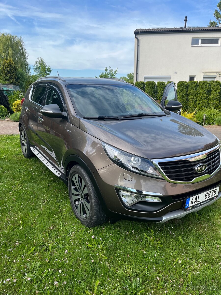 Kia Sportage 2.0 crdi 100kw 4X4 AWD 2010 Automat