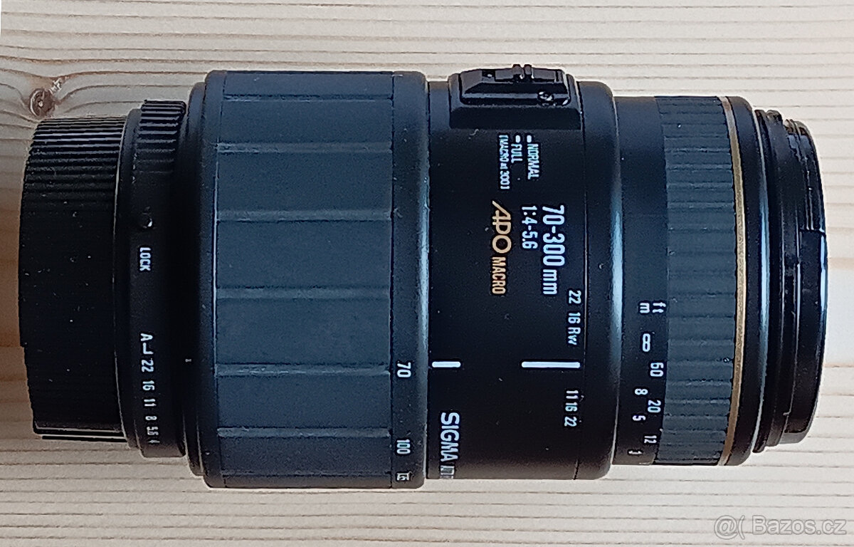 Teleobjektiv SIGMA 70 - 300 mm pro Pentax