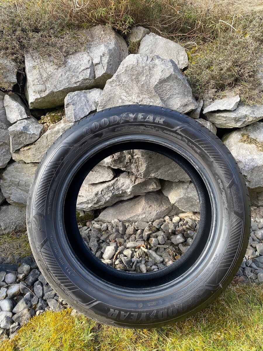 Letní GoodYear EfficientGrip Performance 2