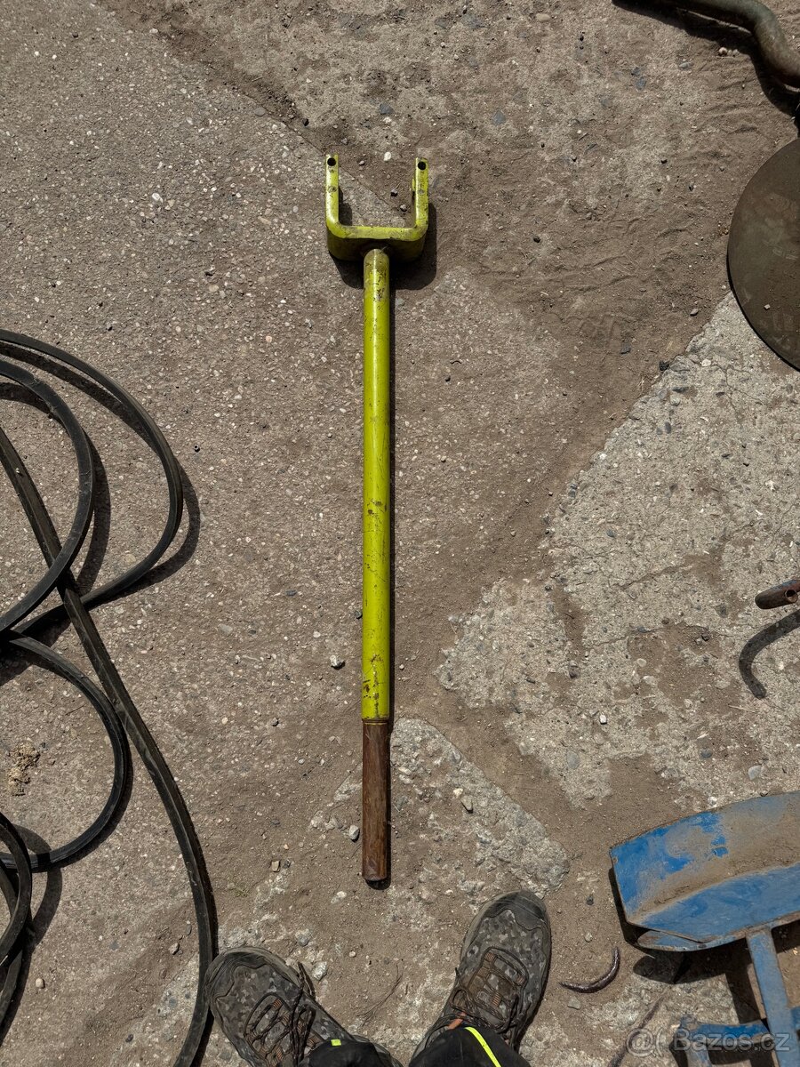 Hřídel kosy Fortschritt E512, E514