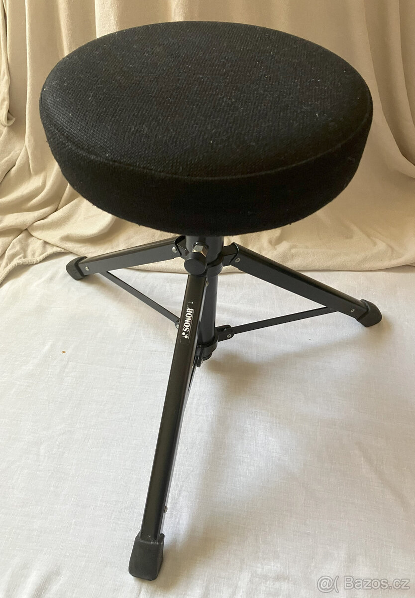 Prodám židličku Sonor k bící soupravě