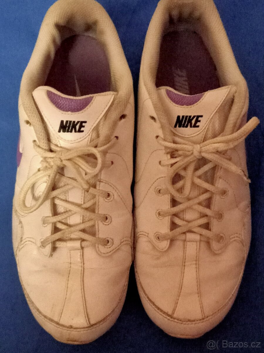 Botasky nike