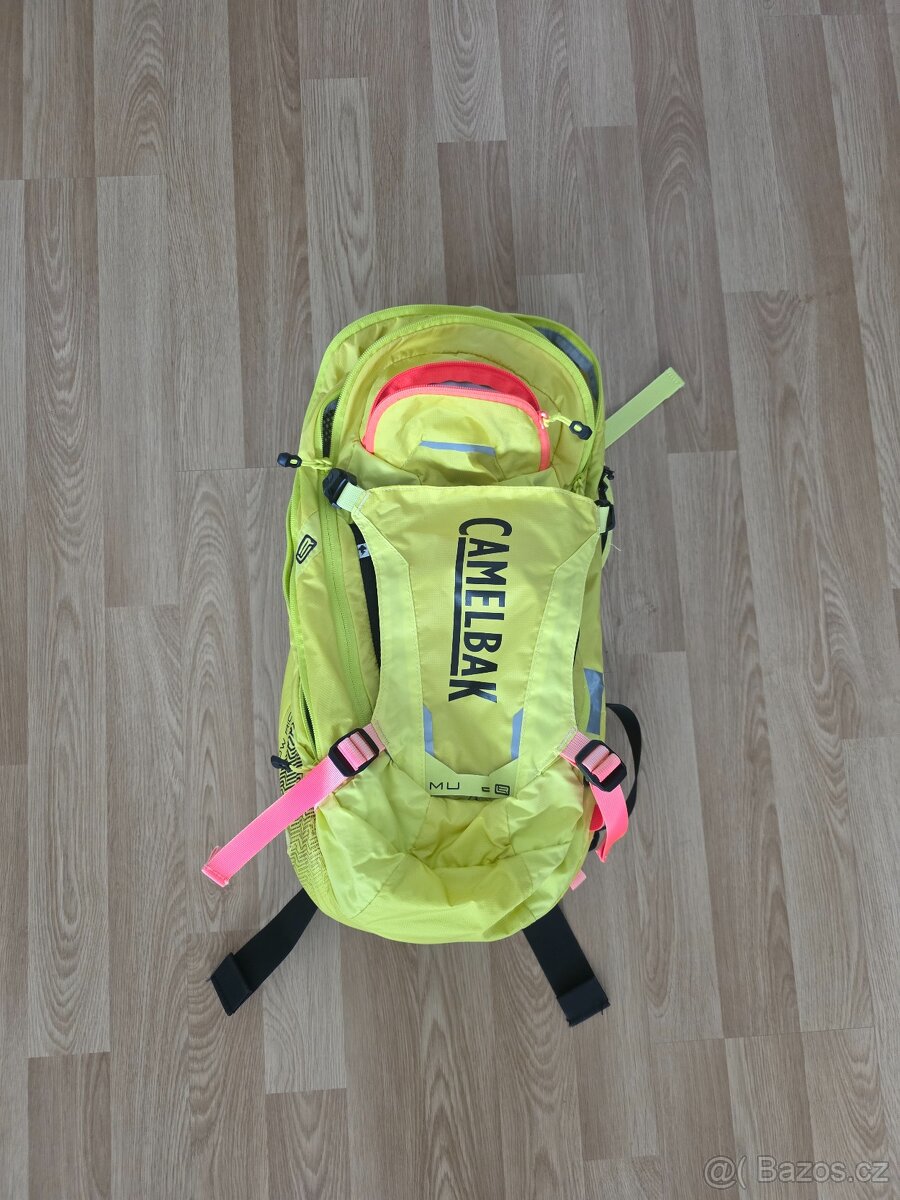 Cyklistický hydro batoh Camelbak M.U.L.E. žlutý