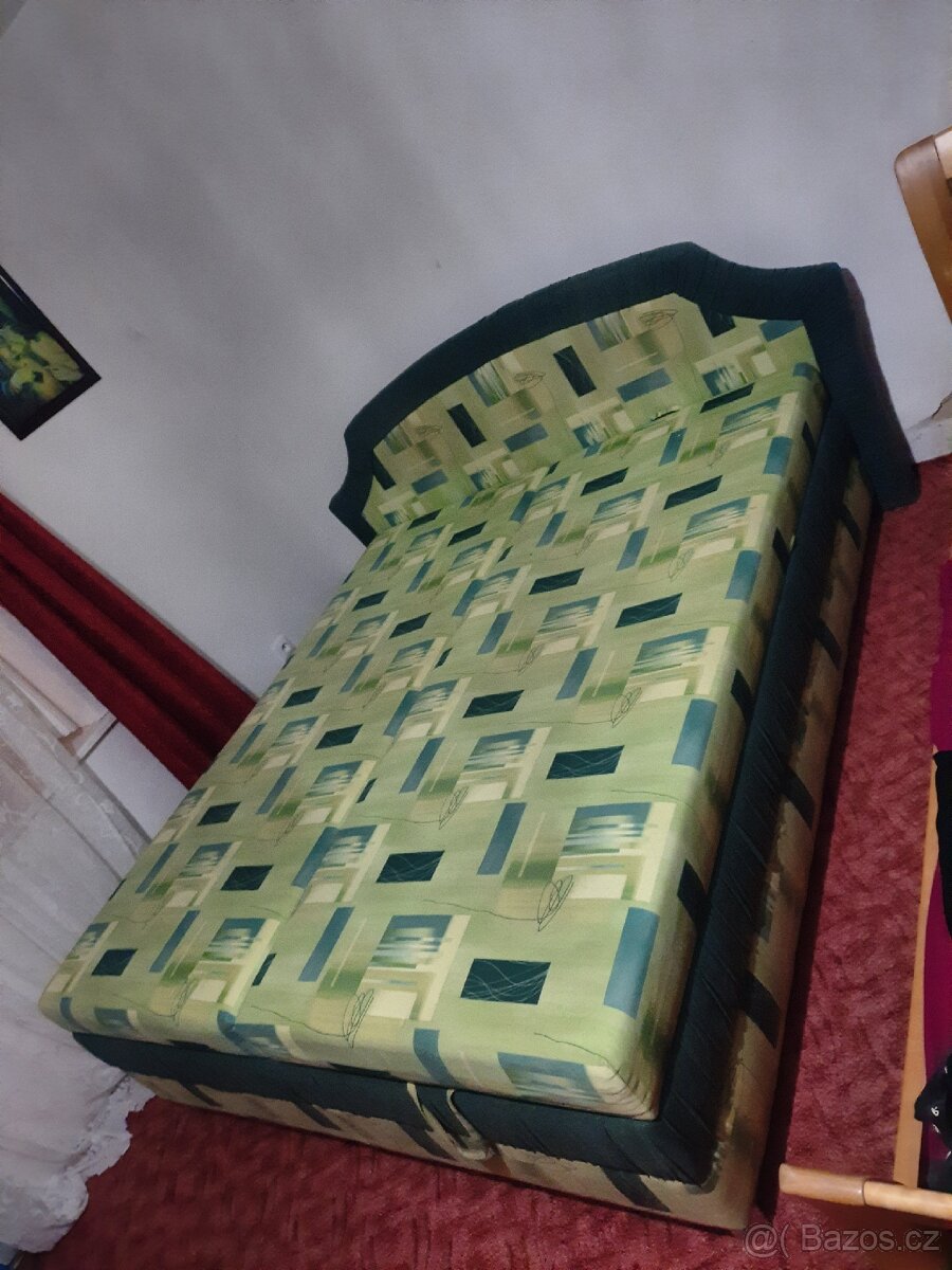 Postel 170cm s úložným prostrorem