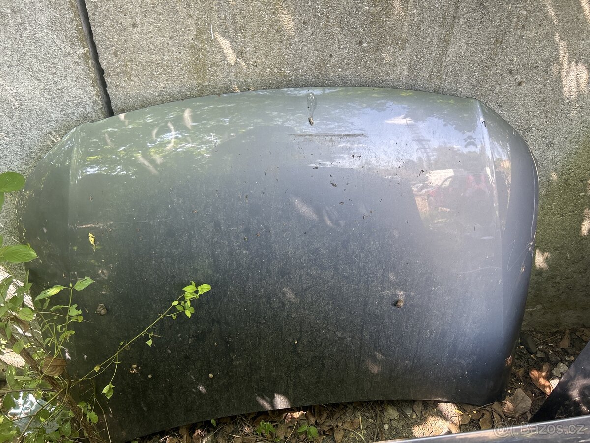 Vw passat b6 , nahradni dily , černá , sedá
