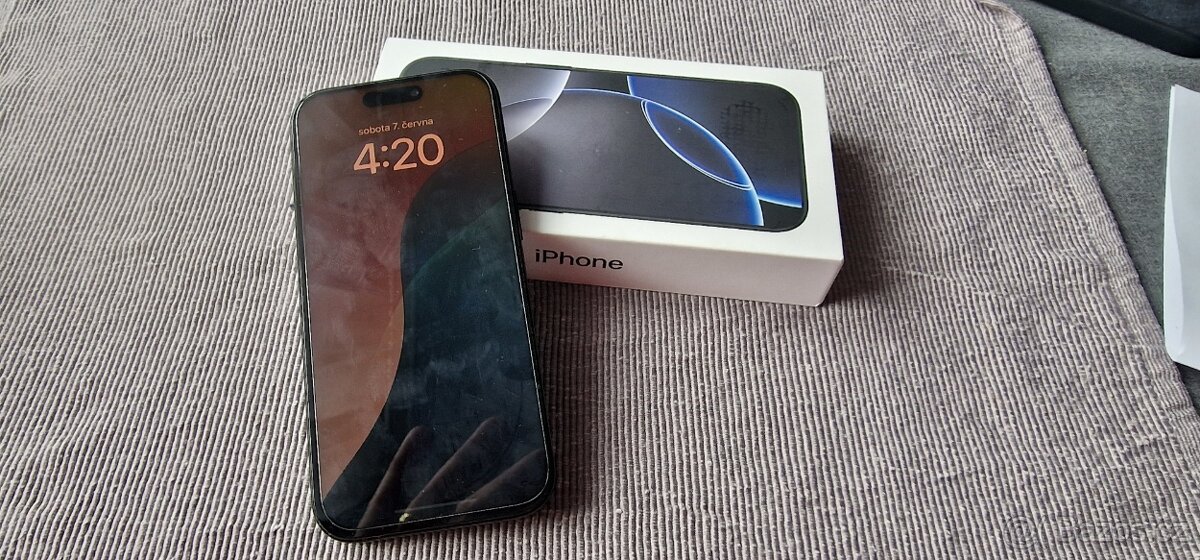 Apple iPhone 16 pro