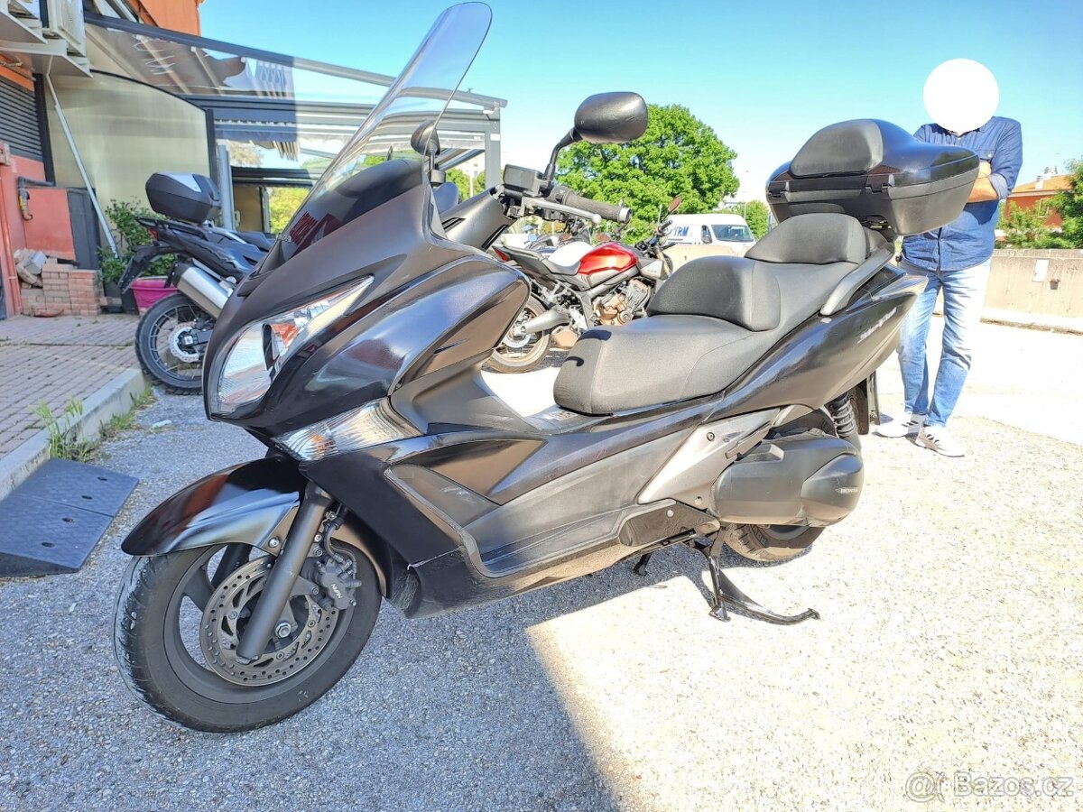 Honda SW-T400 (2009) kufr, SUPER CENA