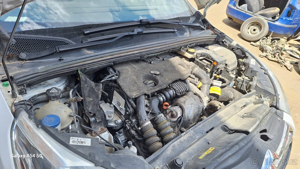 PRODÁM CITROEN DS4 R.V 2014